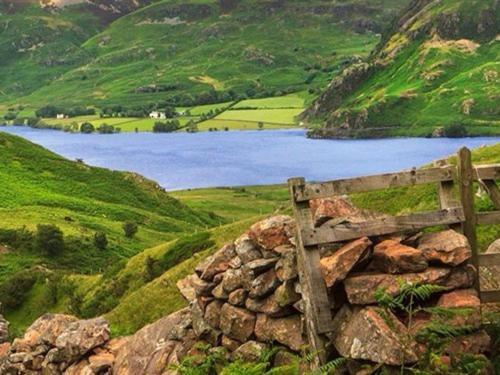 The Westmorland Inn โบว์เนส ออน วินเดอเมียร์ ภายนอก รูปภาพ